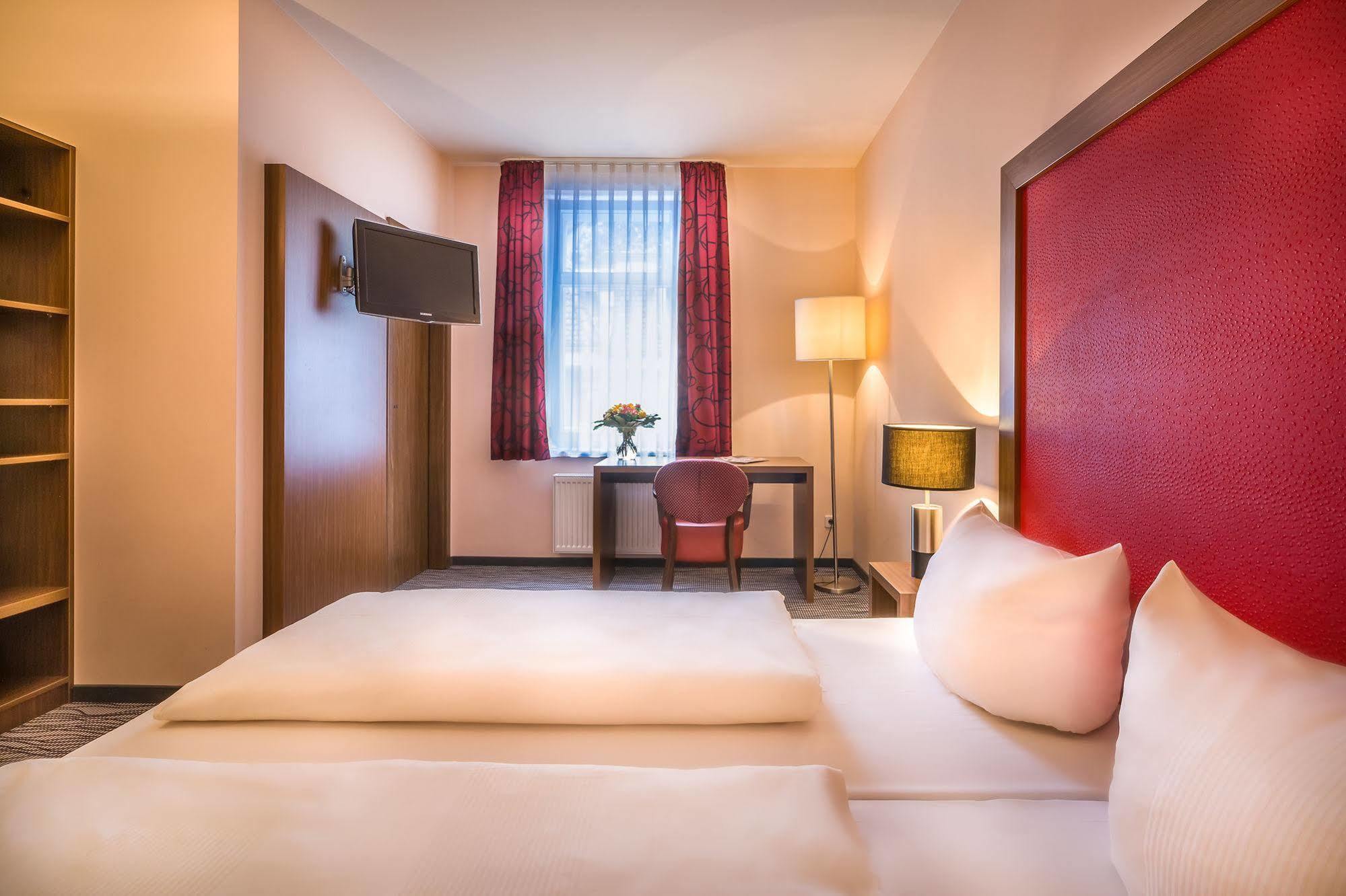 Scope Hotel Dresden Airport Extérieur photo